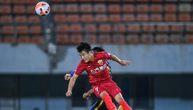 新年佳节！武磊感慨2022年：收获挑战与遗憾并存，继续努力