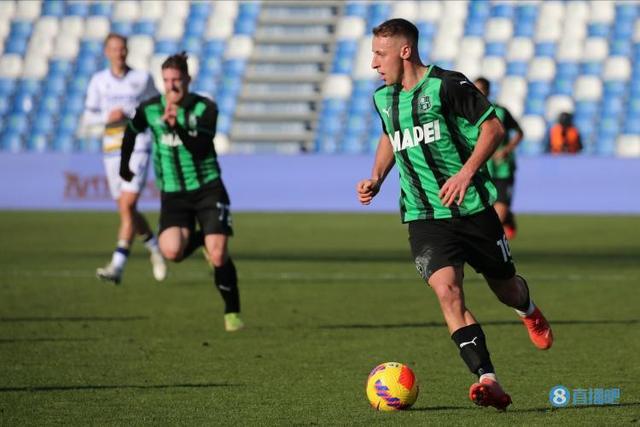 意媒:罗马冬窗很难为穆帅签弗拉泰西 仍对斯莫林续约问题保持冷静