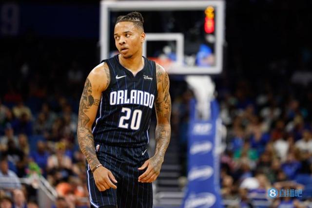 表现全面但难阻失利！富尔茨14中8砍下23分5板8助 第三节独取10分