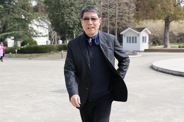 年维泗发微信为徐根宝祝寿：他是我眼里唯一或唯二的强人