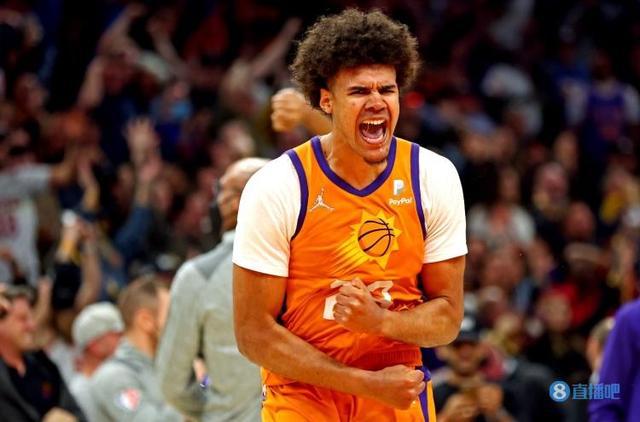 手感火热！开场4分13秒 卡梅隆-约翰逊三分4中4轰下12分