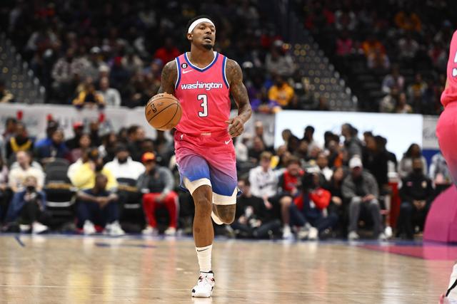 美记：奇才明确表示比尔库兹马波津为非卖品 截止日前还会有动作