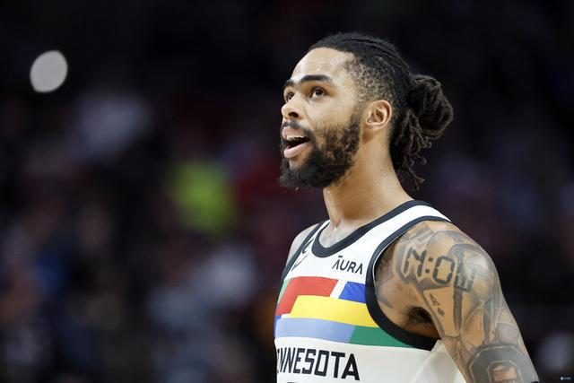 B/R记者：森林狼不会续约拉塞尔 快船太阳热火独行侠对其有意