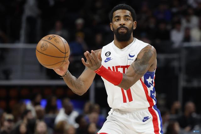 高管：我认为篮网可能会选择与欧文签下一份1+1或两年的合同