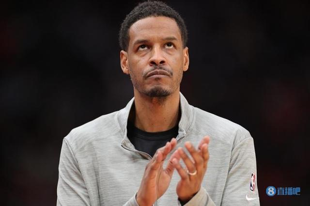 塞拉斯：我将因参加父亲追悼会缺席下一场比赛 卢卡斯代理执教