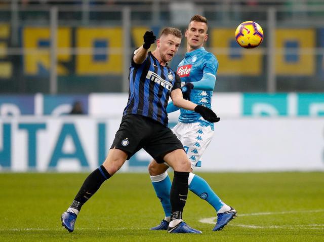 记者：国米两周前已经选好什克替代者，且不会是斯卡尔维尼