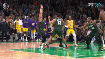 库兹马：有人每晚假摔能上八九次罚球线 强硬冲击篮筐却一无所获