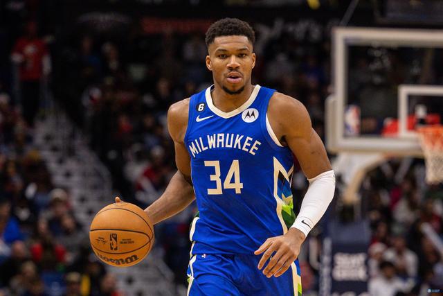 大洛谈字母哥:他带着决心站在场上 用只有他才做得到的方式投篮