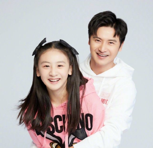 田亮女儿森碟获网球新加坡赛外卡生涯首秀 有望成下一位体育偶像